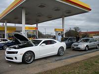 Pit stop at Shell during our cruise to Austin for CCM #6 
 
http://www.camaro5.com/forums/camarogarage.php?do=view&id=3604