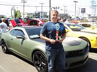 Eulices Cruz with his trophy at the Memorial Day Weekend show in Auburn 2012.