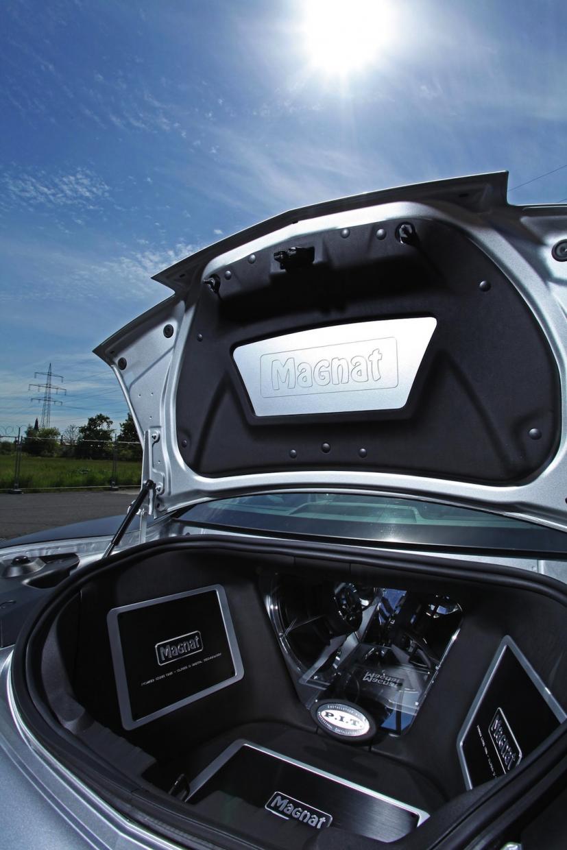 Name:  audiovoxcamaro13.jpg
Views: 3948
Size:  104.8 KB