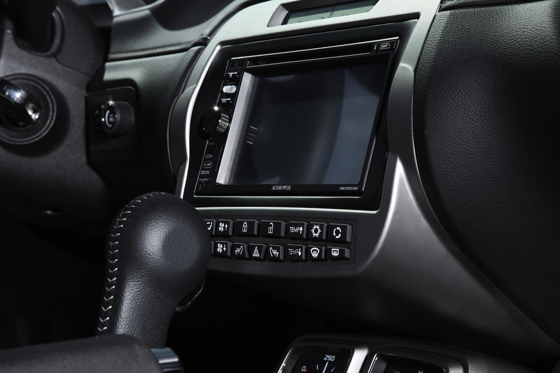 Name:  audiovoxcamaro15.jpg
Views: 3864
Size:  152.3 KB