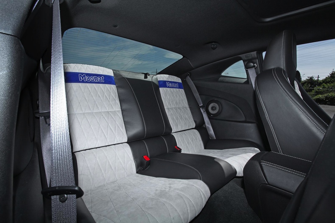 Name:  audiovoxcamaro20.jpg
Views: 6924
Size:  193.3 KB