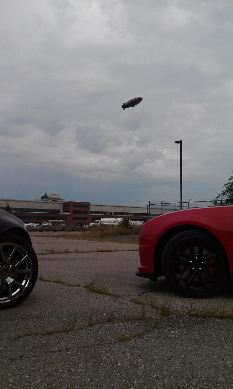 Name:  GXP 1LE Goodyear Blimp_small.jpg
Views: 1138
Size:  86.8 KB