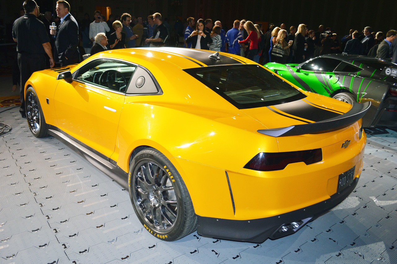 Name:  transformers-bumblebee-camaro-sema-03-1.jpg
Views: 31450
Size:  398.1 KB