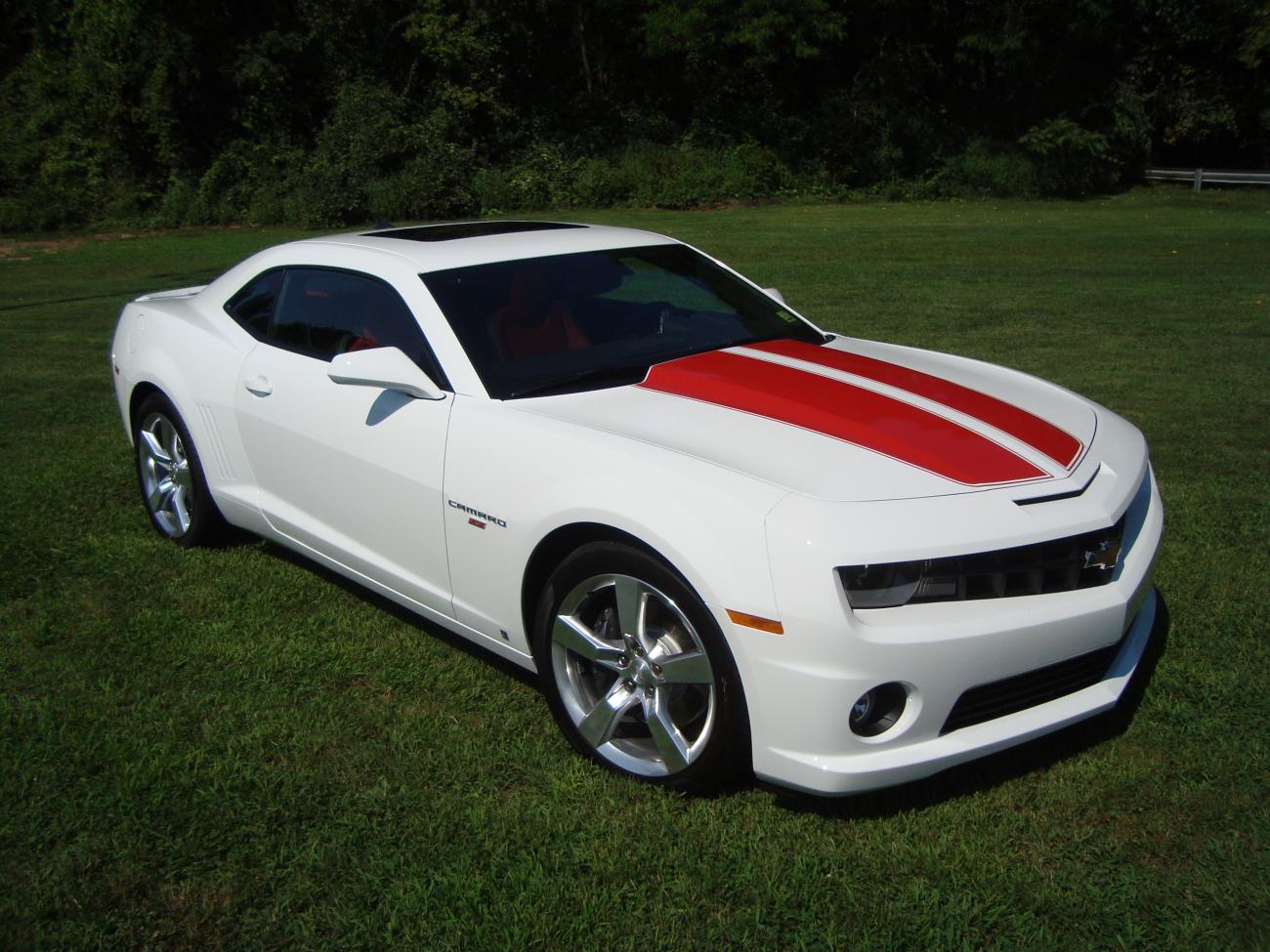 Custom White Exterior Camaro (with red stripes) ! - Page 8 - Camaro5 Chevy  Camaro Forum / Camaro ZL1, SS and V6 Forums 