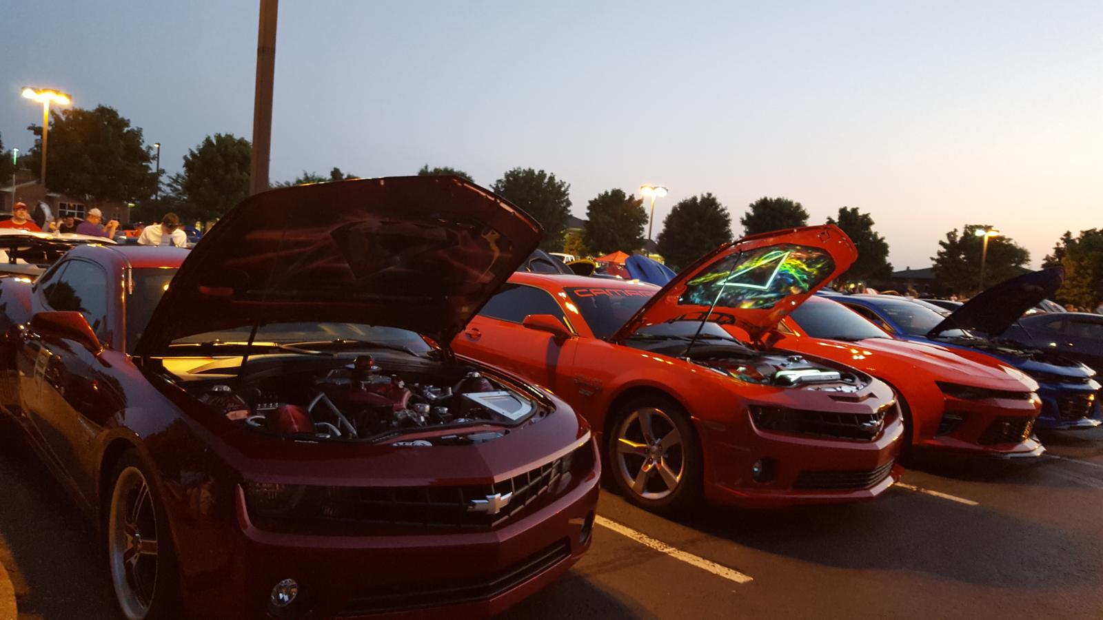 Name:  Fest parking lot party 004.jpg
Views: 5576
Size:  127.4 KB