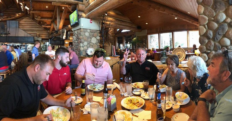 Name:  mini-Dinnerwiththestaff.jpg
Views: 4906
Size:  111.3 KB