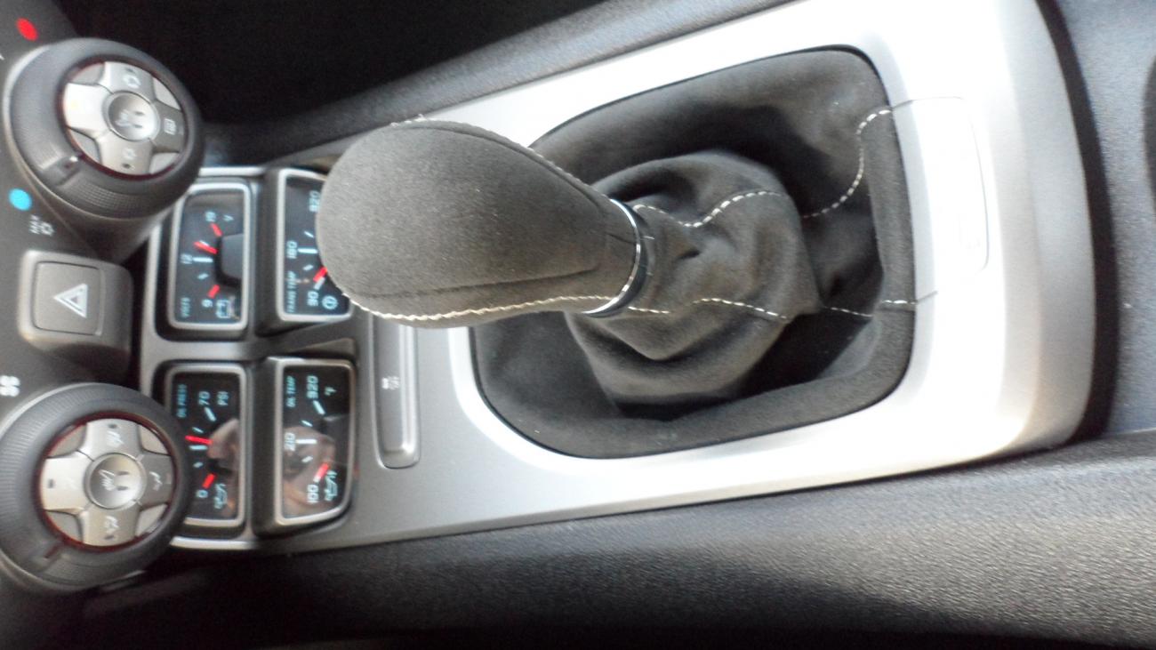 Name:  myCam interior shifter and 4-gauge pack.jpg
Views: 1148
Size:  102.4 KB
