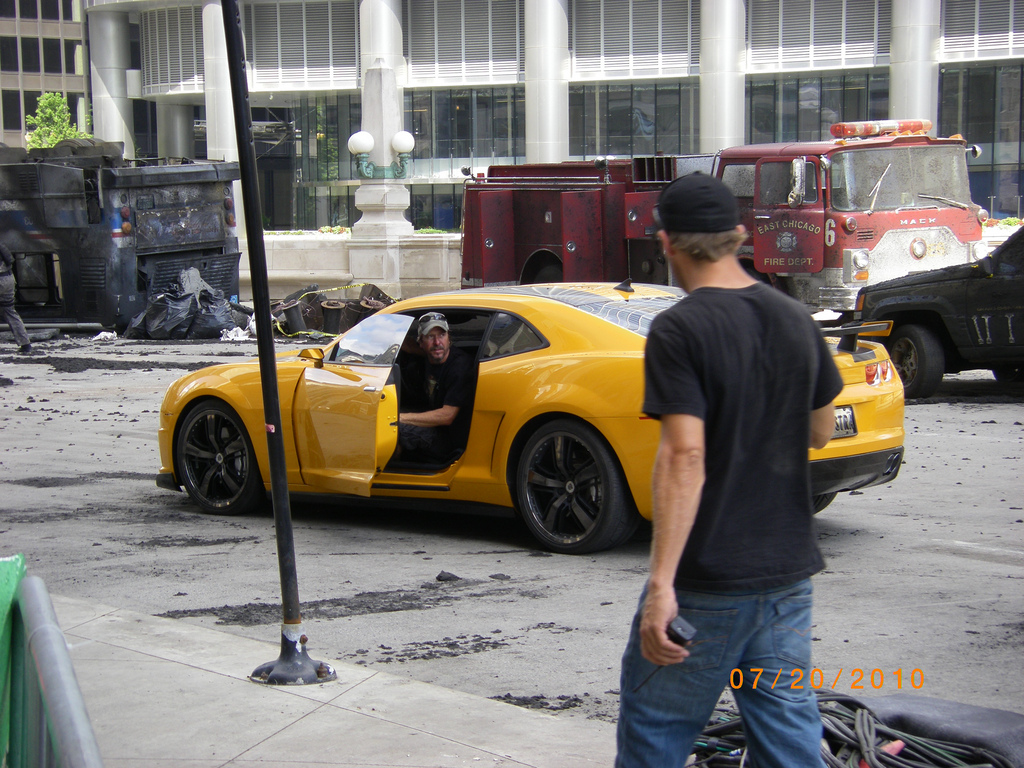 Name:  transformers3-bumblebee-camaro-3.jpg
Views: 22628
Size:  459.5 KB