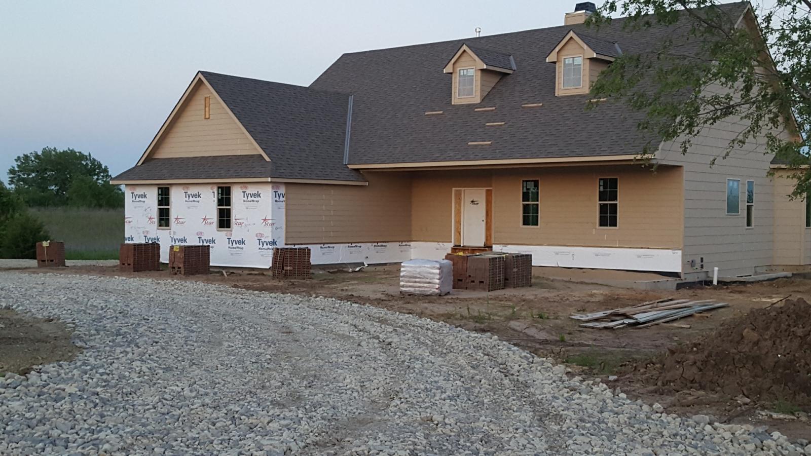 Name:  14 - roof and siding done.jpg
Views: 186
Size:  219.2 KB