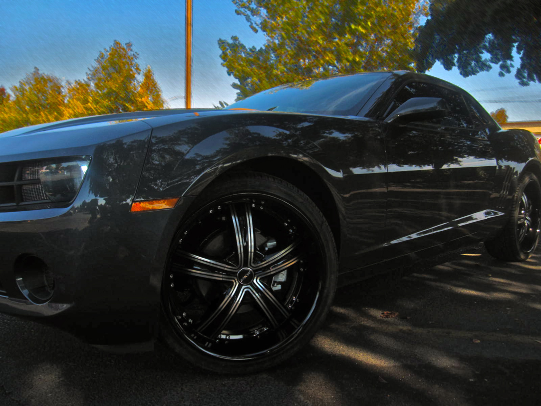 Sittin on 22's nicely. =]